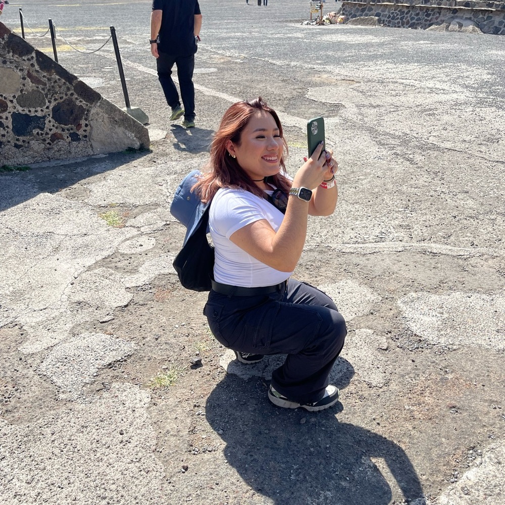 Meet your Posher, Andrea